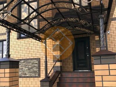 Арочный навес с ковкой