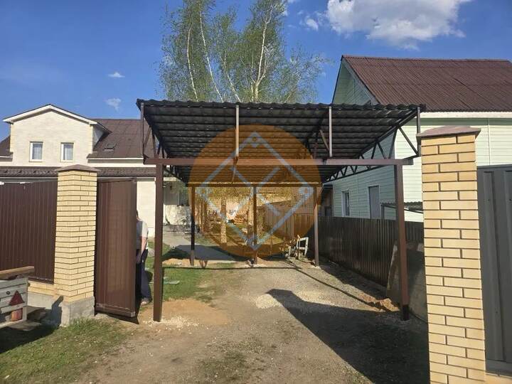 навес из металлочерепицы под авто
